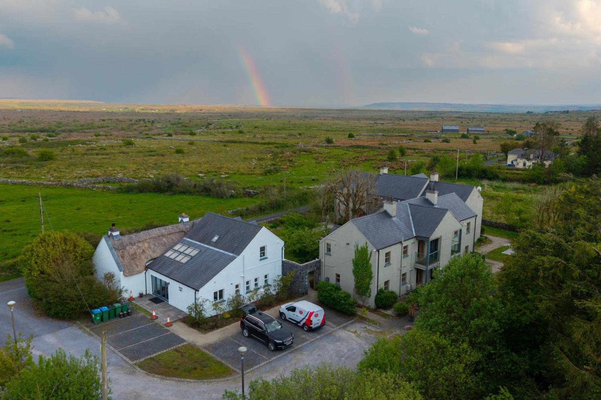 Burren Court Lodge Ballyvaughan Εξωτερικό φωτογραφία